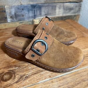 Born Banyan Leather Slip On Clogs in Chestnut Brown Mules Women's Size 8 / 39‎